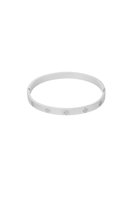 slave bracelet with clovers and stones